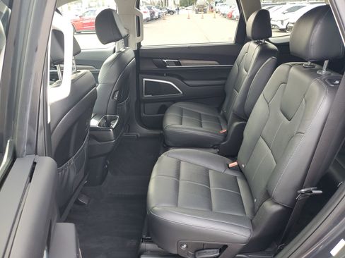 Certified 2021 Kia Telluride EX w/ EX Premium Package image 16