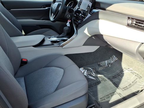 Certified 2023 Toyota Camry LE image 9