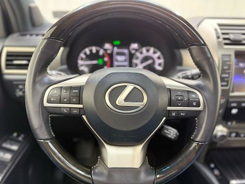 Used 2020 Lexus GX 460 Premium w/ Premium Package AWD/4WD image 13