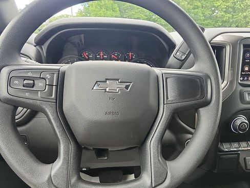 New 2026 Chevrolet Silverado 1500 Custom Trail Boss w/ LPO, Dark Essentials Package AWD/4WD image 15