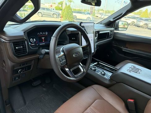 Used 2024 Ford Expedition Max King Ranch AWD/4WD image 16
