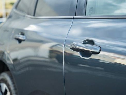 New 2026 Volvo XC60 T8 Plus w/ Protection Package Premier image 15