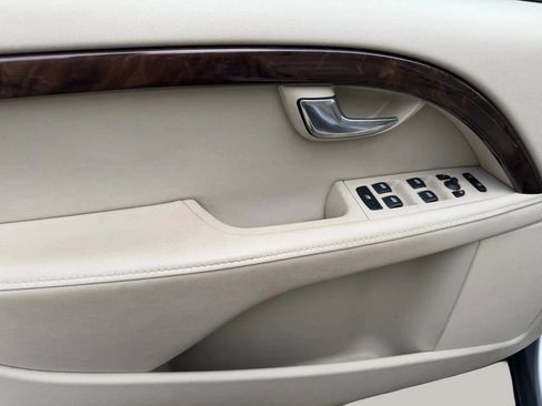 Used 2015 Volvo XC70 T5 Premier FWD image 9