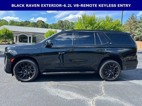 Used 2022 Cadillac Escalade Sport w/ LPO, ONYX Package RWD image 12