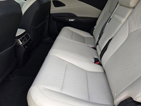 Used 2026 Lexus RX 350 w/ Convenience Package image 26