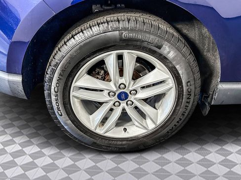 Used 2016 Ford Edge SEL w/ Equipment Group 201A image 33