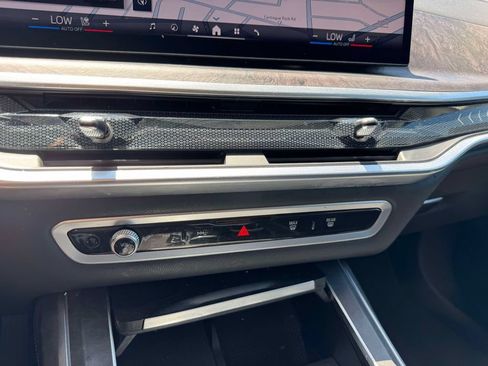 Certified 2024 BMW X7 xDrive40i w/ Premium Package AWD/4WD image 14