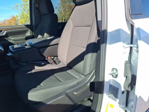 Certified 2024 Chevrolet Silverado 2500 LT image 25