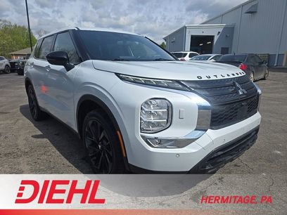 Used 2023 Mitsubishi Outlander SE