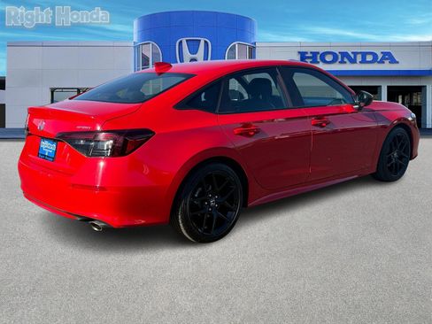 Used 2025 Honda Civic Sport image 7