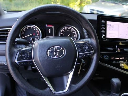 Used 2024 Toyota Camry LE image 16