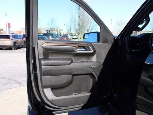 Used 2022 Chevrolet Silverado 1500 RST w/ Redline Edition image 18