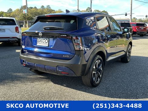 Used 2025 Nissan Kicks SV image 5