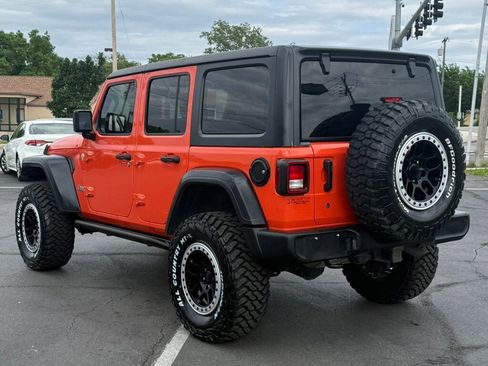 Used 2018 Jeep Wrangler Unlimited Sport AWD/4WD image 11