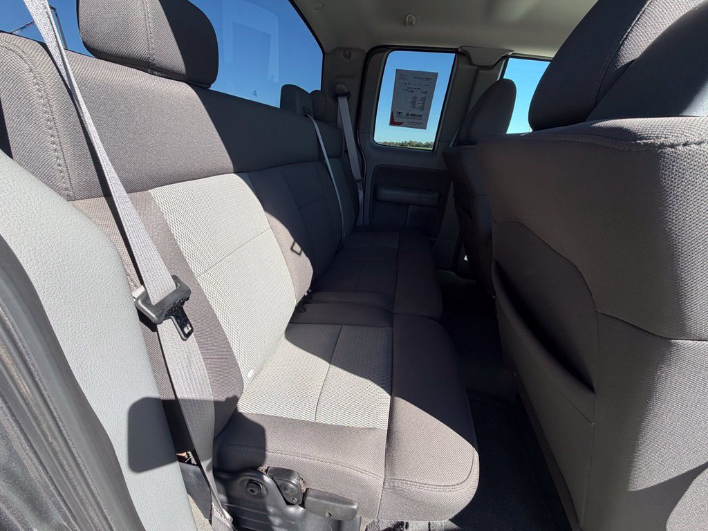 Used 2005 Ford F150 XLT RWD image 25