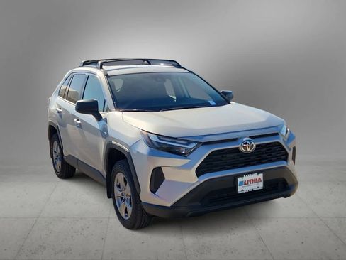 Used 2025 Toyota RAV4 LE image 2