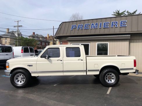 Used 1996 Ford F250 2WD Crew Cab image 2