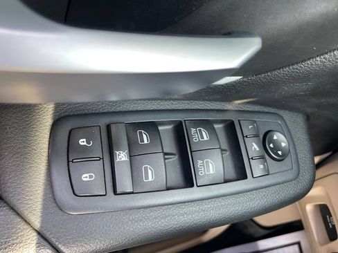 Used 2020 RAM 1500 Big Horn AWD/4WD image 28