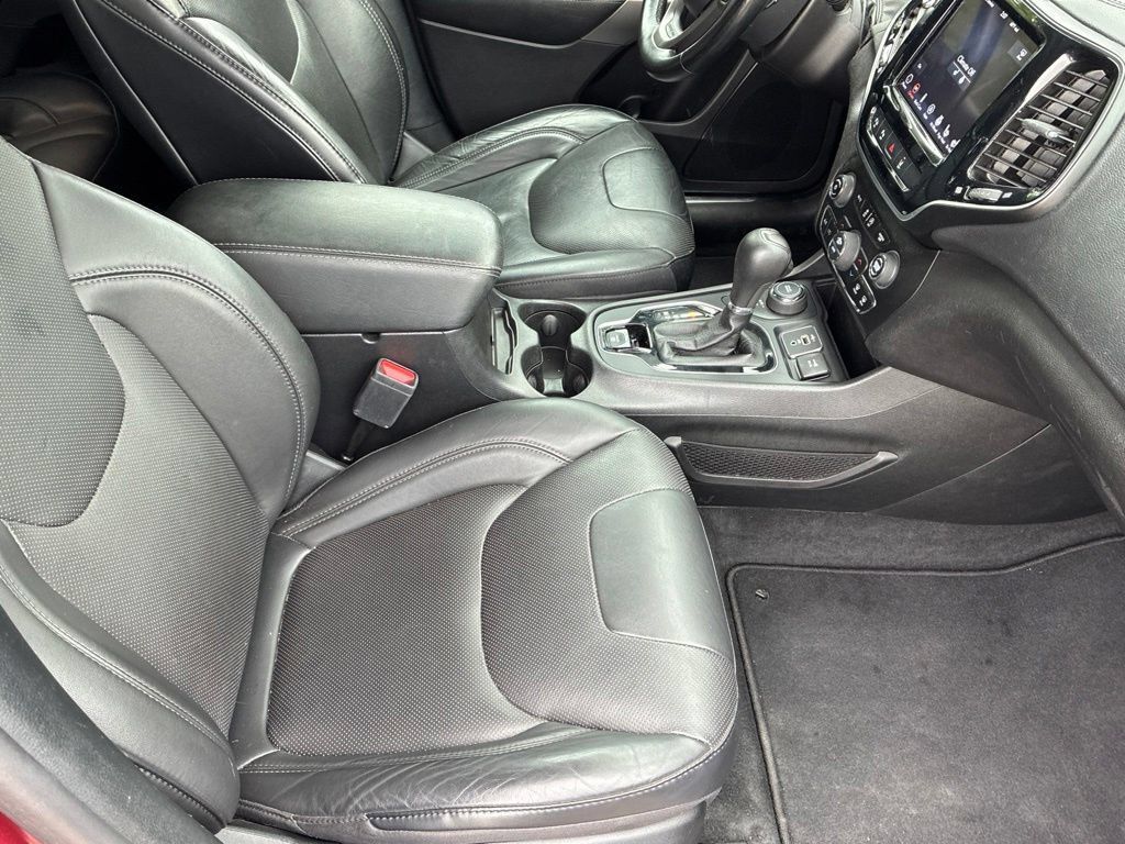 Used 2021 Jeep Cherokee Limited AWD/4WD image 39