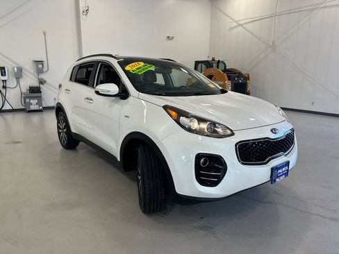 Used 2018 Kia Sportage EX w/ EX Premium Package AWD/4WD image 3