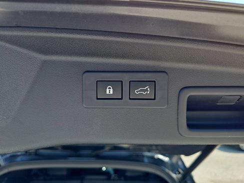 Certified 2026 Subaru Outback Premium AWD/4WD image 16