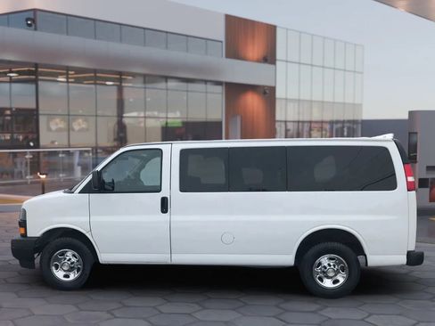 Used 2020 Chevrolet Express 2500 LS image 5