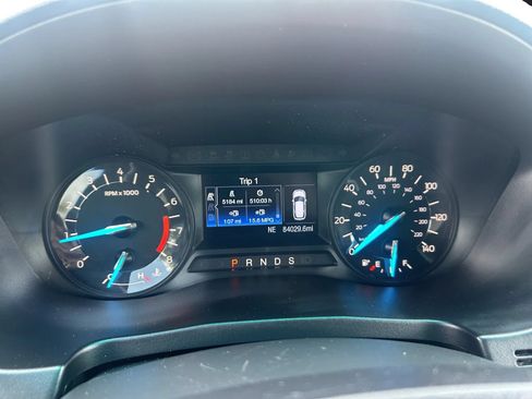 Used 2017 Ford Explorer XLT AWD/4WD image 18
