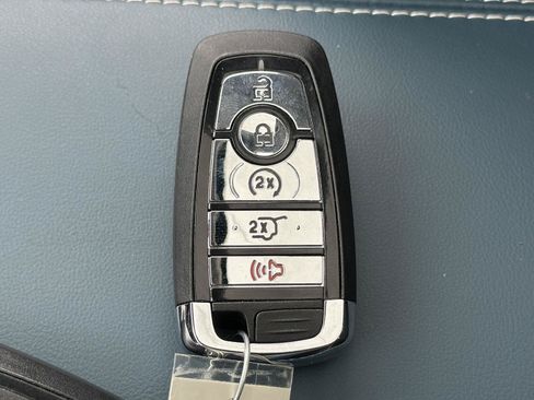 Used 2020 Lincoln Corsair Reserve AWD/4WD image 14