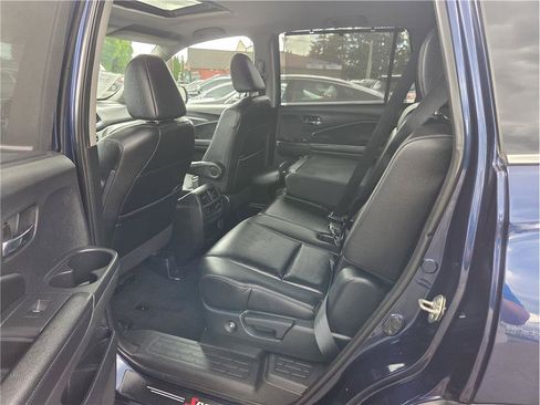 Used 2020 Honda Pilot Black Edition image 35