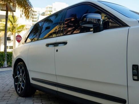 Used 2023 Rolls-Royce Cullinan Black Badge w/ Driver's Package image 65