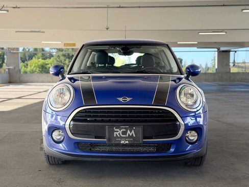 Used 2019 MINI Cooper 2-Door Hardtop FWD image 2