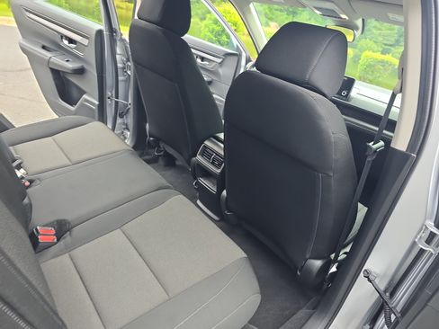 Used 2024 Honda CR-V LX image 11