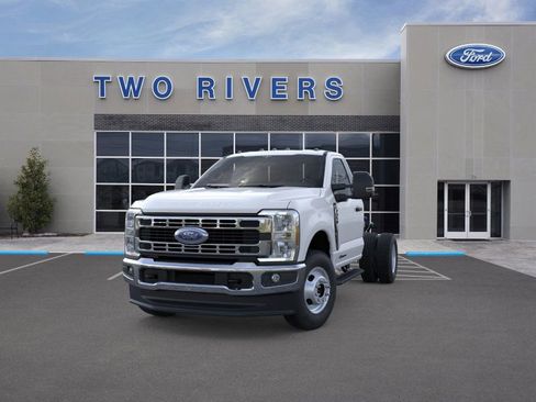 New 2026 Ford F350 XL w/ XL Chrome Package image 2