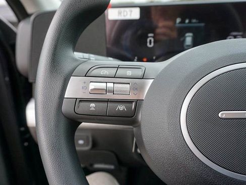 New 2026 Hyundai Kona SE FWD image 18