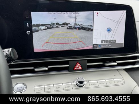 Used 2025 Hyundai Elantra Limited FWD image 28