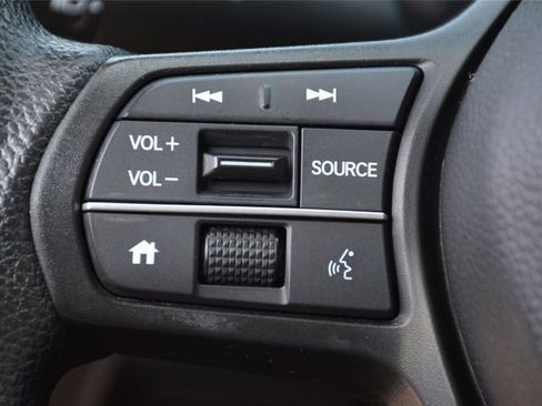 Used 2023 Honda HR-V LX image 37