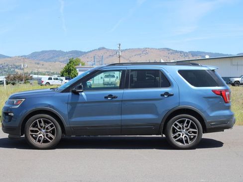Used 2019 Ford Explorer Sport AWD/4WD image 2