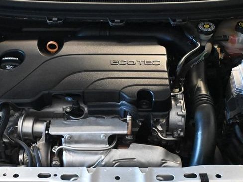 Used 2019 Chevrolet Cruze LS FWD image 15