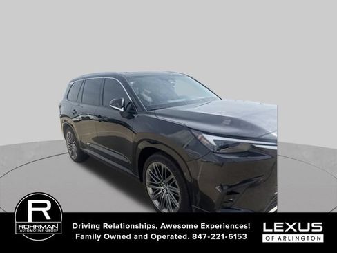 Used 2025 Lexus TX 350 AWD w/ Technology Package image 3