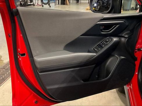 Used 2024 Subaru Crosstrek 2.0i Premium image 23