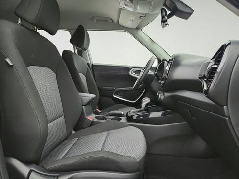 Used 2023 Kia Soul S FWD image 27