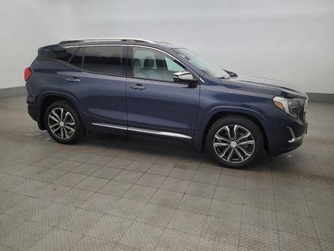 Used 2018 GMC Terrain Denali w/ Advanced Safety Package image 11