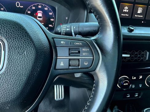 Used 2024 Honda Accord Sport image 11