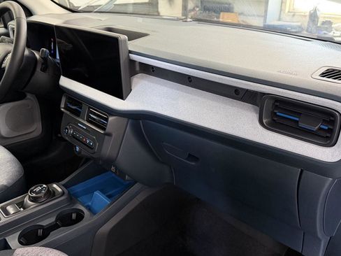 New 2025 Ford Maverick XLT w/ XLT Luxury Package image 28