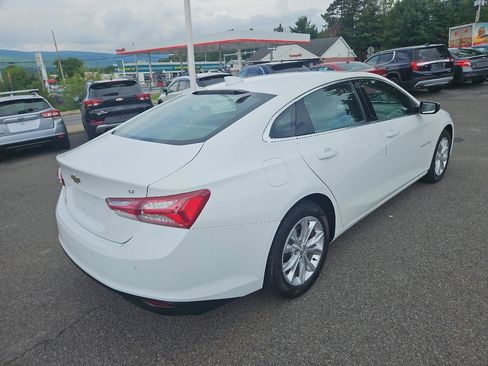 Used 2019 Chevrolet Malibu LT w/ Driver Confidence Package FWD image 3