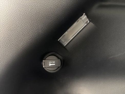 Used 2018 Jeep Compass Limited image 25