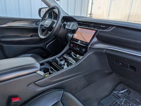 Used 2022 Jeep Grand Cherokee L Limited w/ Trailer Tow Group (B) image 33