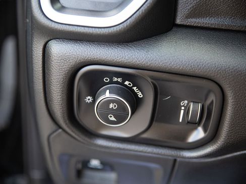 Used 2022 RAM 1500 Big Horn image 19