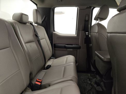 Used 2020 Ford F250 XL w/ Power Equipment Group RWD image 19