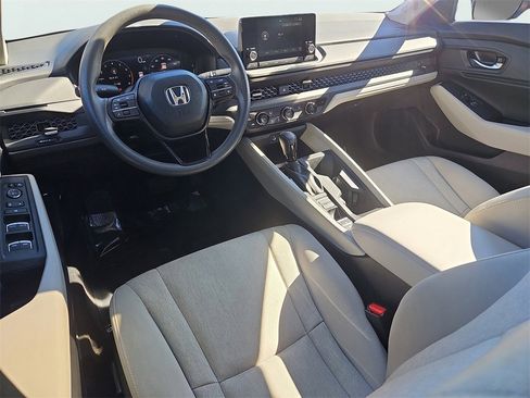 Certified 2024 Honda Accord EX image 11